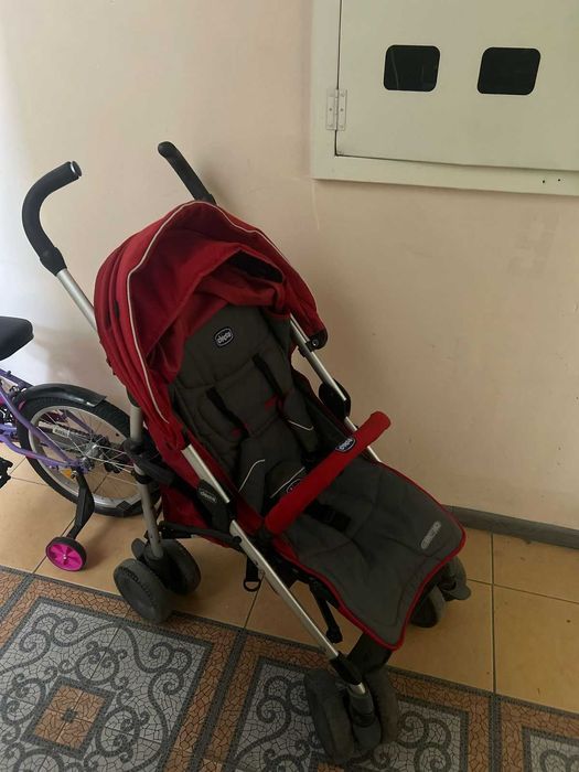 Продам коляску chico срочно, самовывоз