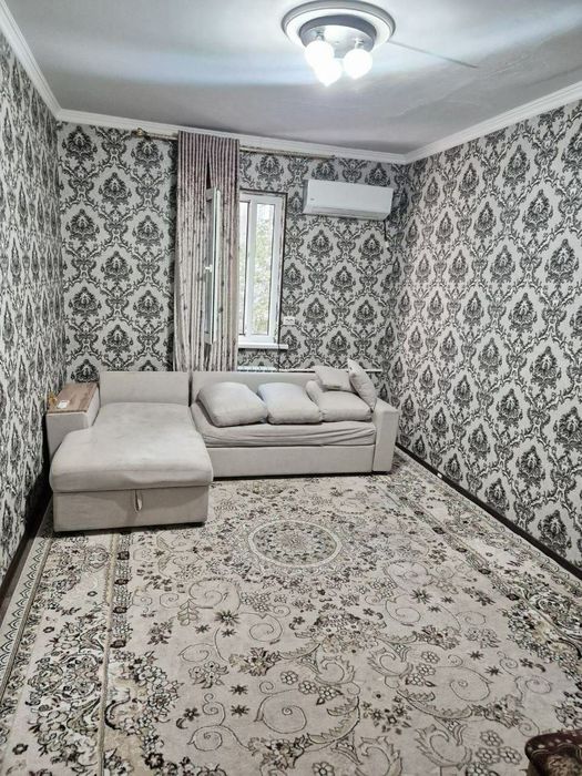 Yunusobod Bodomzor Metrosda kvartira Bor