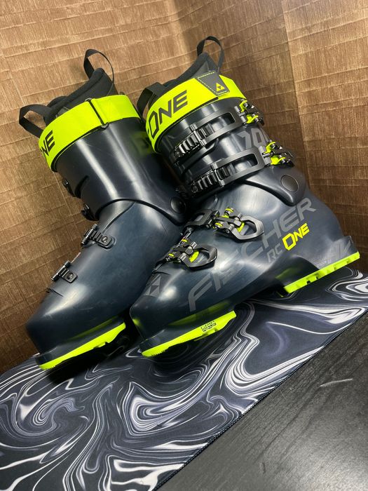 Ски обувки Fischer RC One 100 / 26/26,5см.