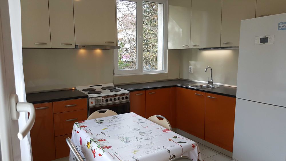 Дава се под наем Многостаен апартамент в София, м-т Гърдова глава - 130 кв.м за 204 € - Снимка #2