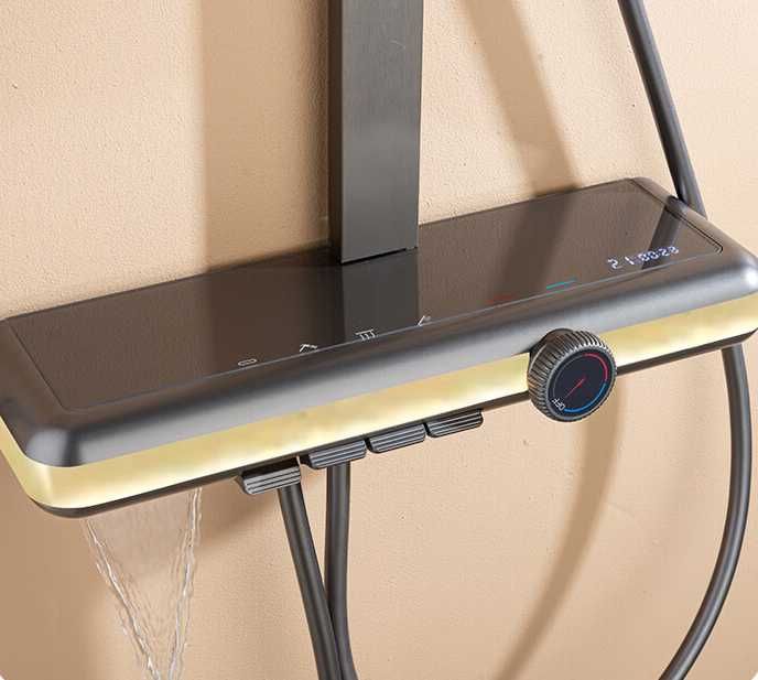 Модерен интелигентен душ с дисплей и LED подсветка D46