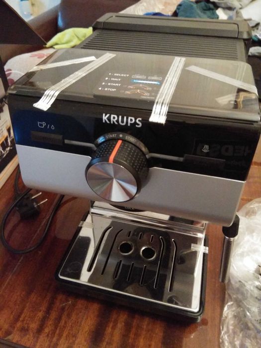 Кафе машина Крупс