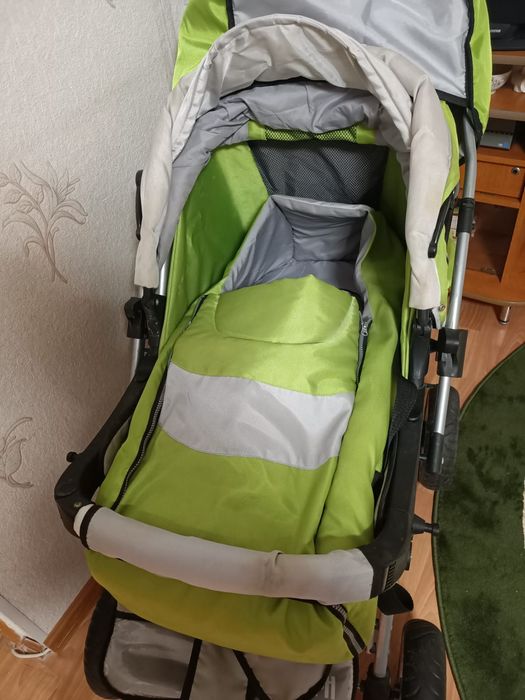 Детская коляска зима-лето