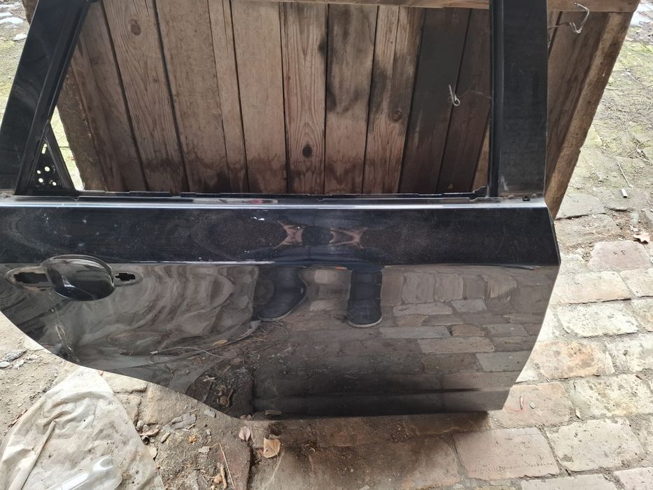 Монза радной эшиклар