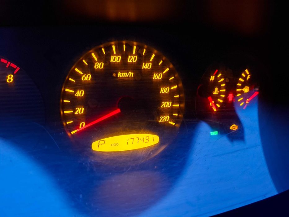 Запчасти на Кайрон, Номад, Актион