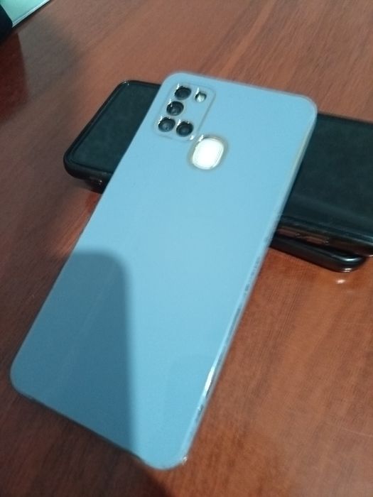 Продам 3 телефона