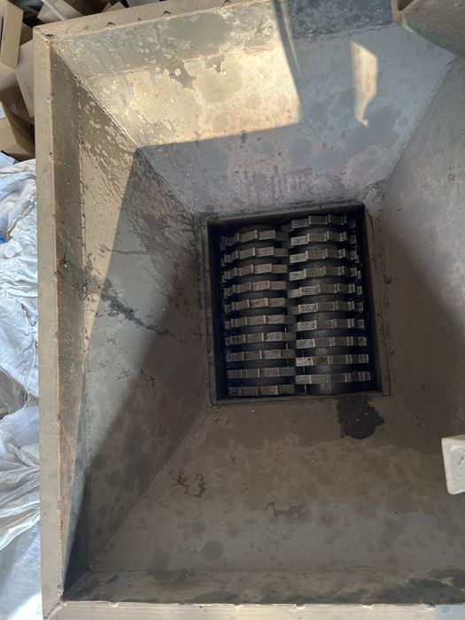 Продам Шредер-измельчитель