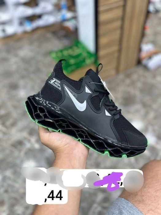 Marimi pe poze pentru delalii