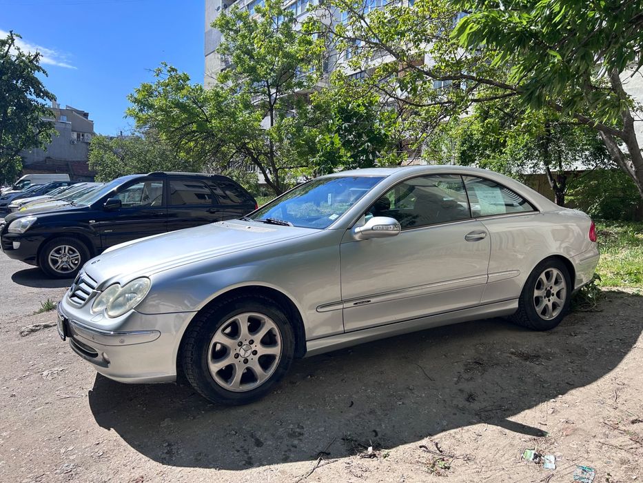 Продавам автомобил модел Mercedes Clk 240