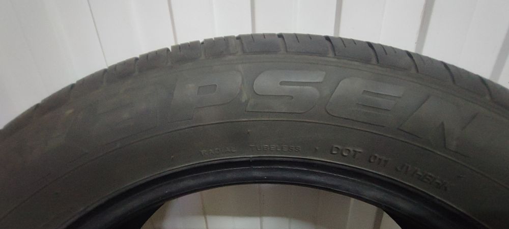 215/60/17 Продам пару
