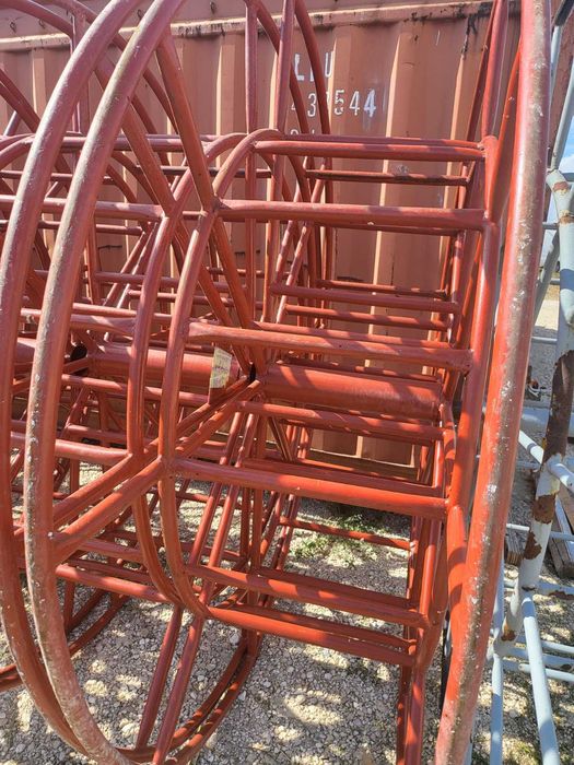 Макари за маркучи и кабели