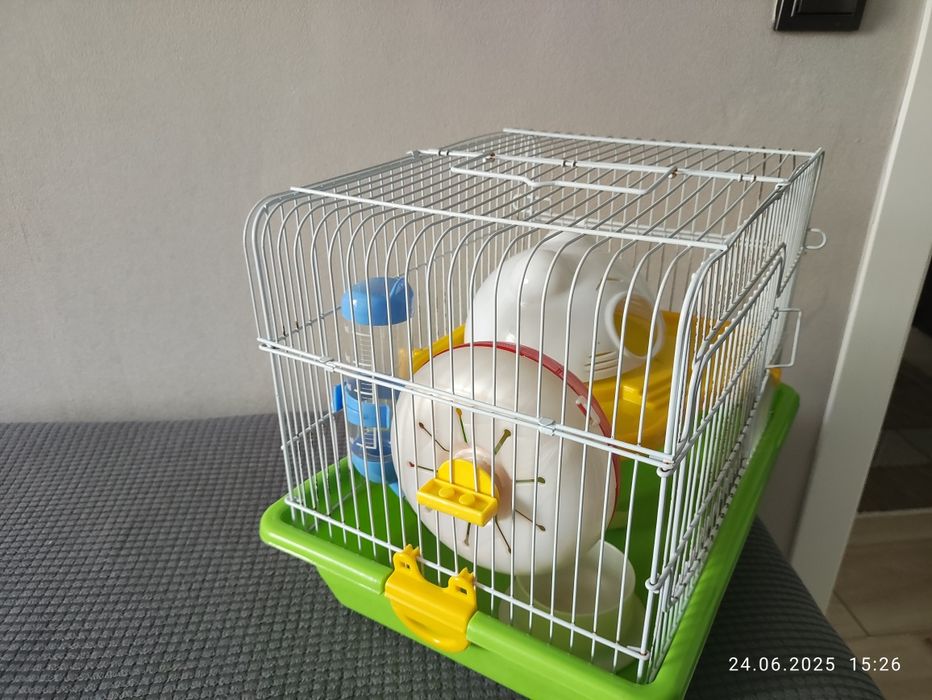 Клетка для хомячков.