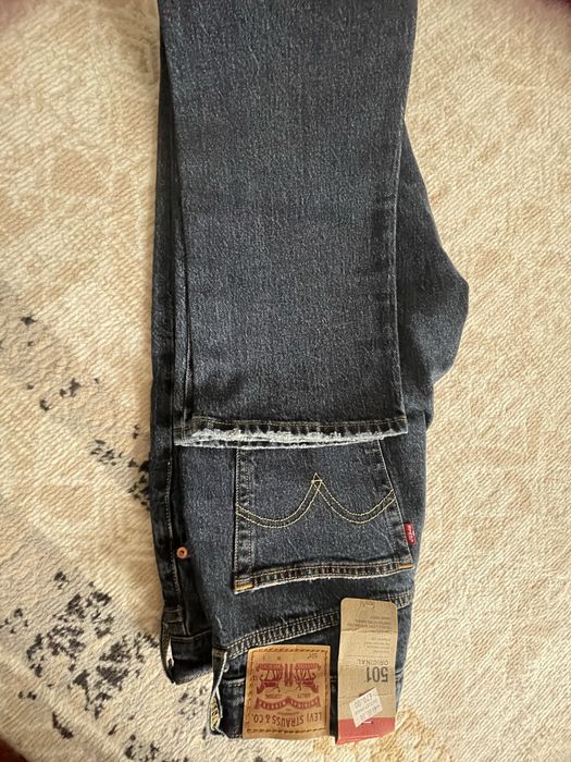 Джинсы женские  LEVIS оригинал