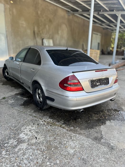 Mercedes w211 270cdi na chasti Мерцедес на части