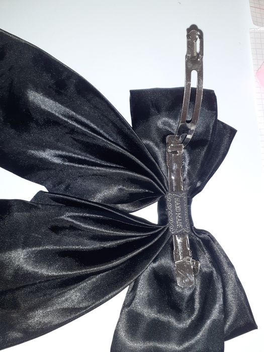 Заколка/зажим в виде бантика!