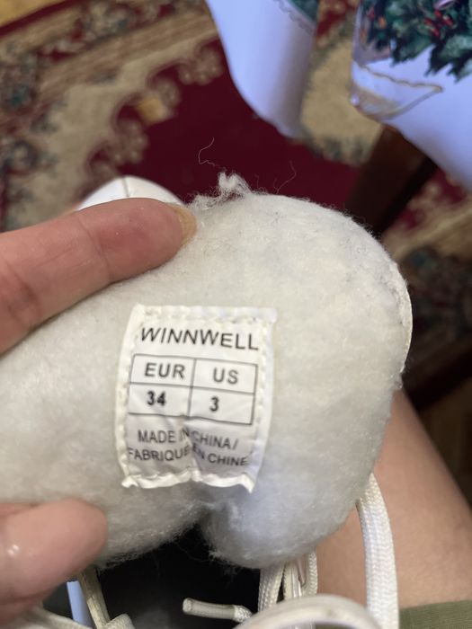 Продам детские коньки