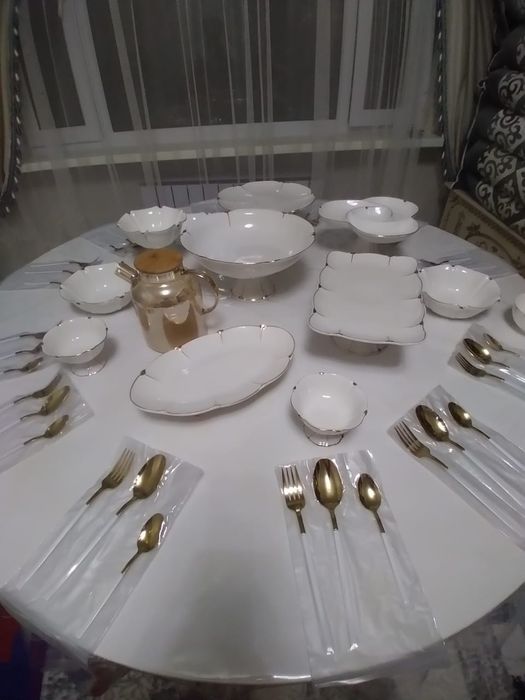 Продам складные круглые столы