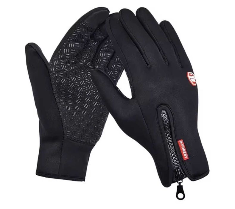 Зимни ръкавици .