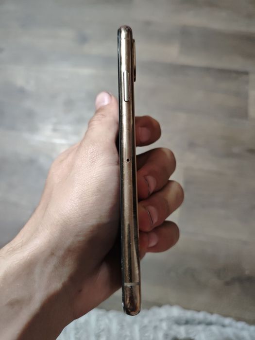 Продам iphone Xs