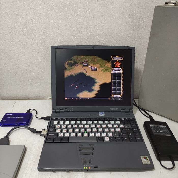 Ноутбук Ретро Toshiba