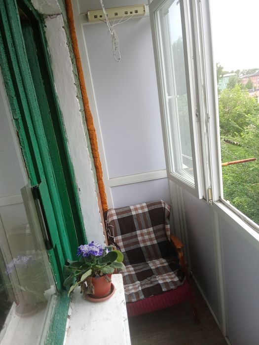 Продам квартиру трёхкомнатную