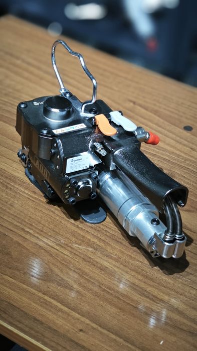 Упаковочная машина для ПЭТ ленты с гарантией 12 месяц.