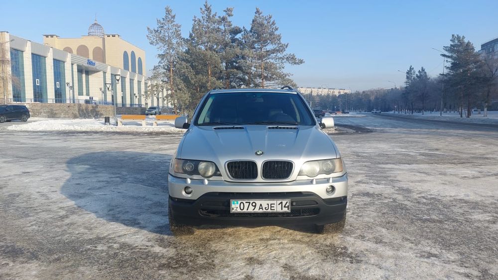 Продам БМВ е53. В отличном состоянии.