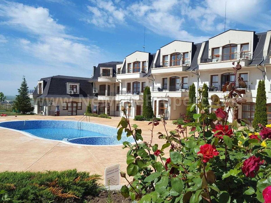 Тристаен апартамент с морска гледка в к-с „Nessebar View“, Кошарица