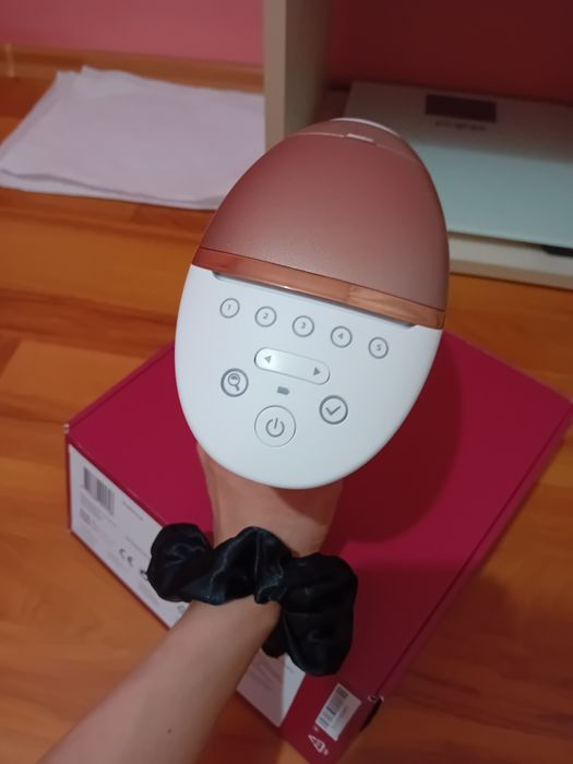 Фотоепилатор Philis  Lumea BRI93/00