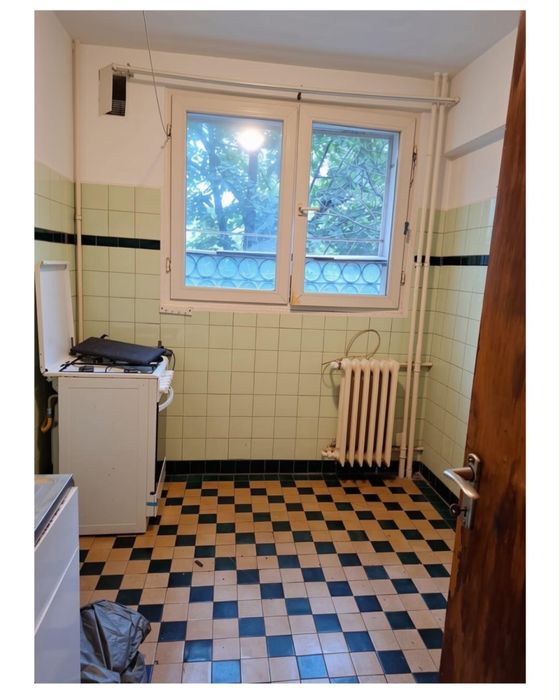 3 camere Titan – Piața Miniș | Etaj 2/4 | 65mp Loc de par are