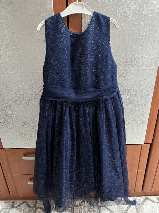 Продам новое платье