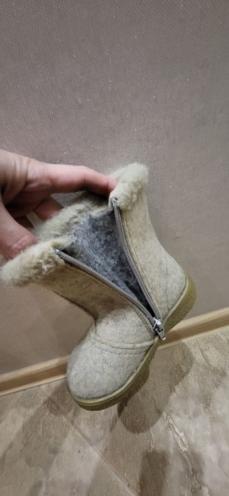 Продам валенки 23р-р