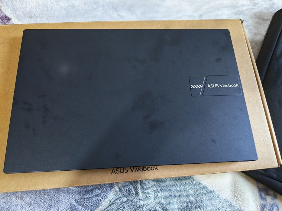 Notebook Asus Vivobook sotiladi yangi 1 oy xam bulmadi olganimga!!!