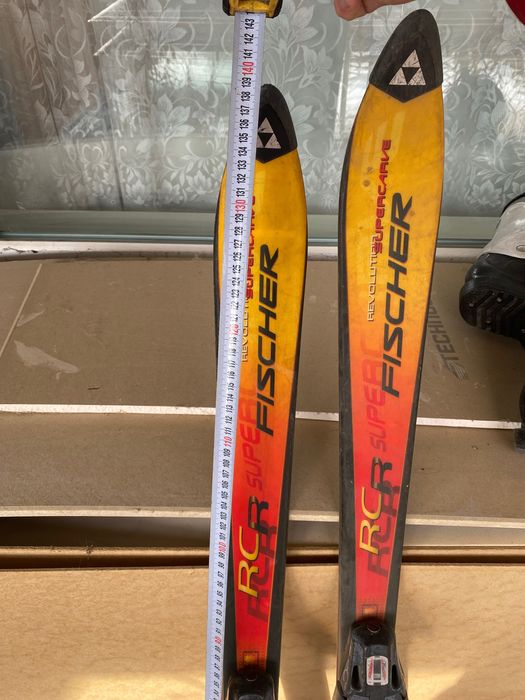 Продавам ски и ски обувки