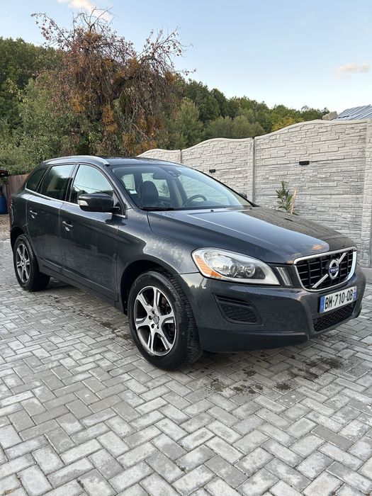 VOLVO XC60 2011 — imagine 2