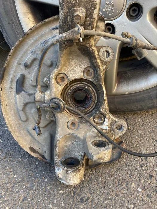 Fuzeta Audi A4 B7 2005 2.0 TDI 8E0 407 254 E - Dreapta Fata