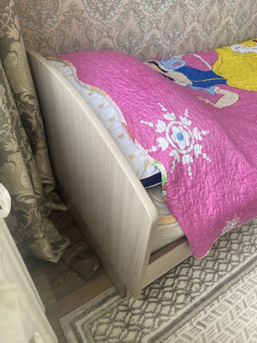 Продам 1х кроватьку