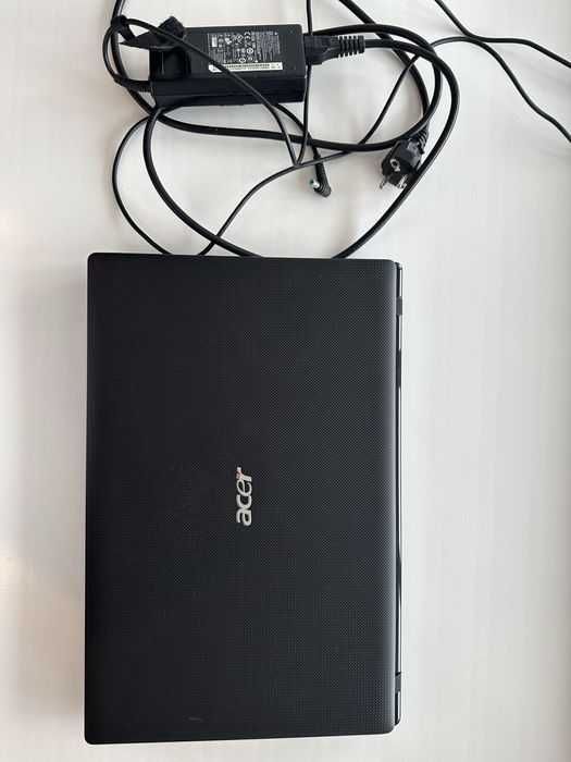 Acer ноутбук 17дюймов  Core i7