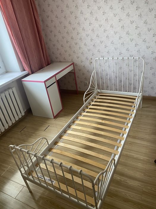 Кровать с матрасом из Ikea
