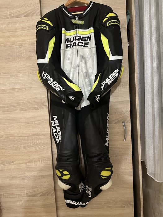 Vand Kawasaki zx10r 2008 impecabil
