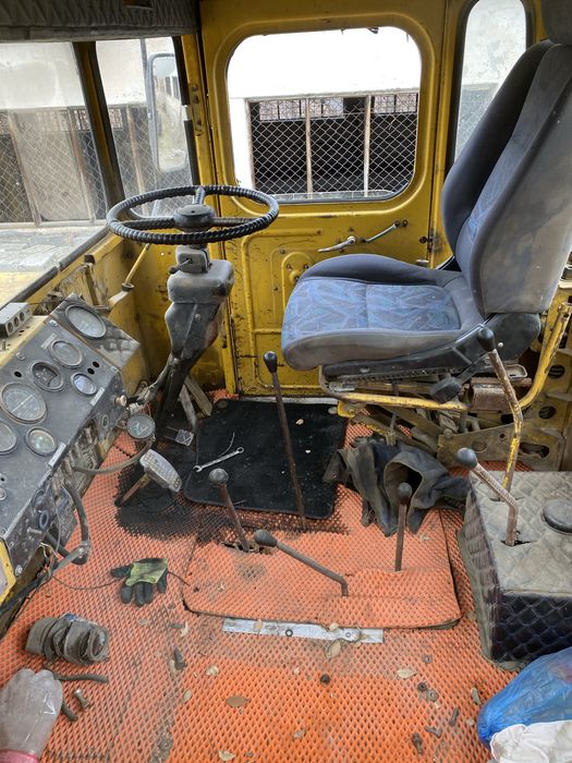 Трактор К-700 в хорошем состояний