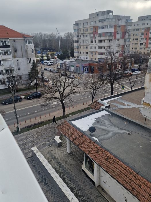 Vand apartament 4 camere,zona centrala,Slobozia