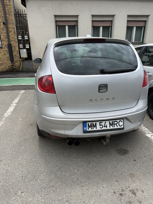 Vând Seat Altea