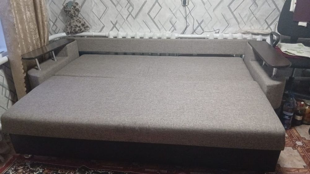 Диван в хорошем состоянии