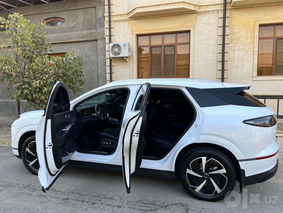 BYD sealion 06 белый