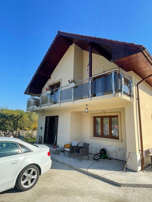 Construcții de la A la Z