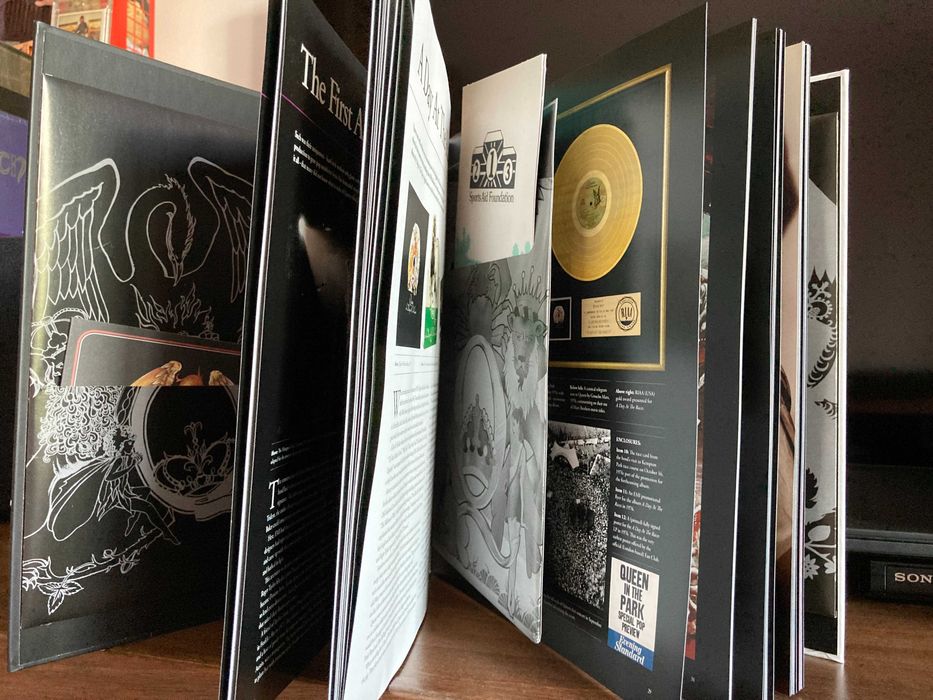 Queen - 40 Years of Queen / Mercury - carte aniversara cu cutie