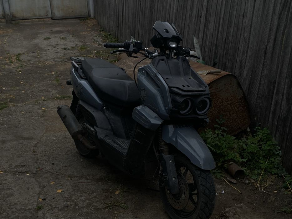 Скутер jiliang tank 150