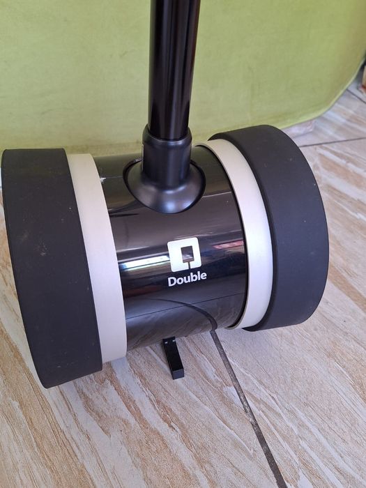 Робот камера с зарядным устройством