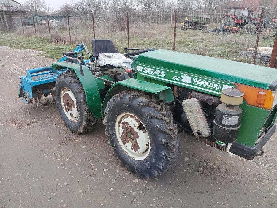 De vânzare tractor